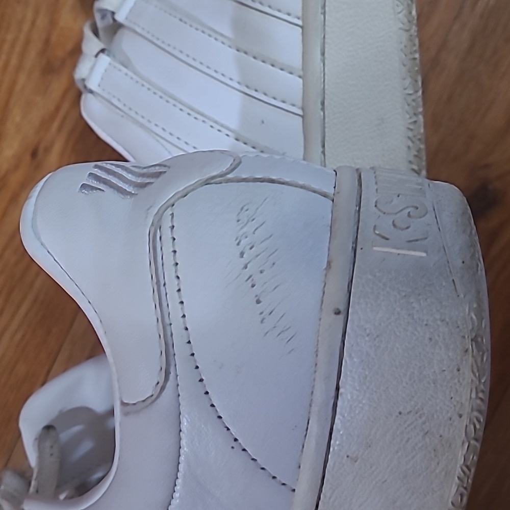 K-SWISS - Picture 4 of 5